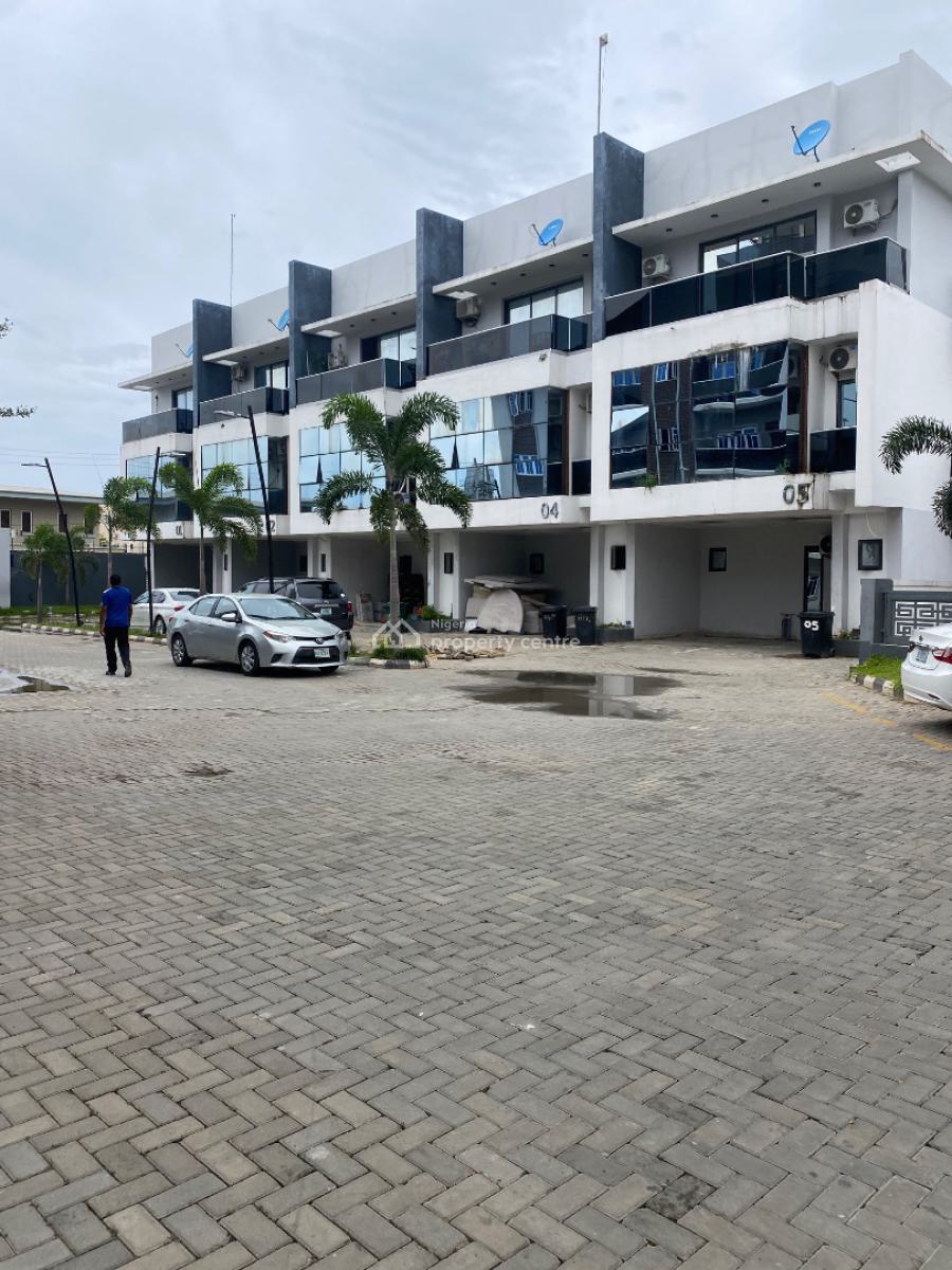 Luxury Spacious Standard 4 Bedroom Terraced Duplex, Off Freedom Way Lekki Phase 1, Lekki Phase 1, Lekki, Lagos, Terraced Duplex for Rent