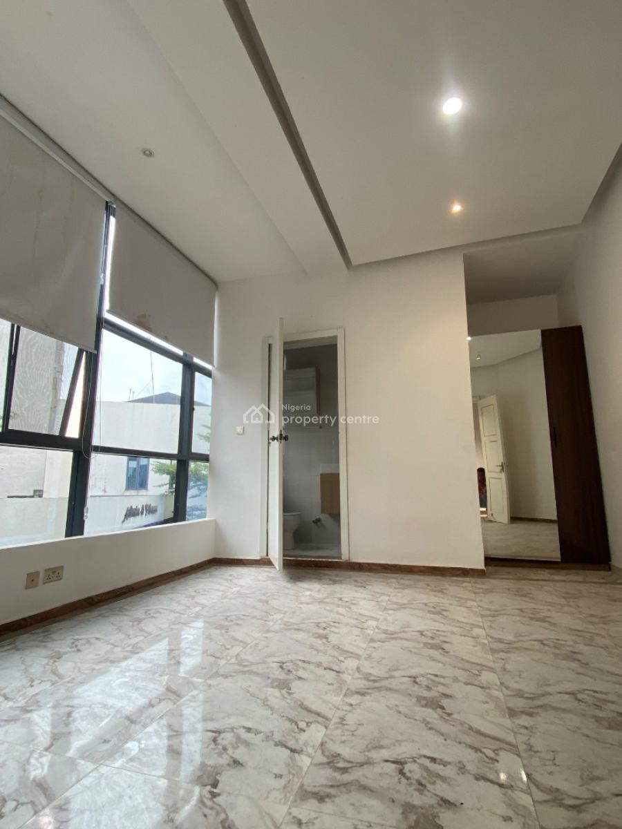 Luxury Spacious Standard 4 Bedroom Terraced Duplex, Off Freedom Way Lekki Phase 1, Lekki Phase 1, Lekki, Lagos, Terraced Duplex for Rent