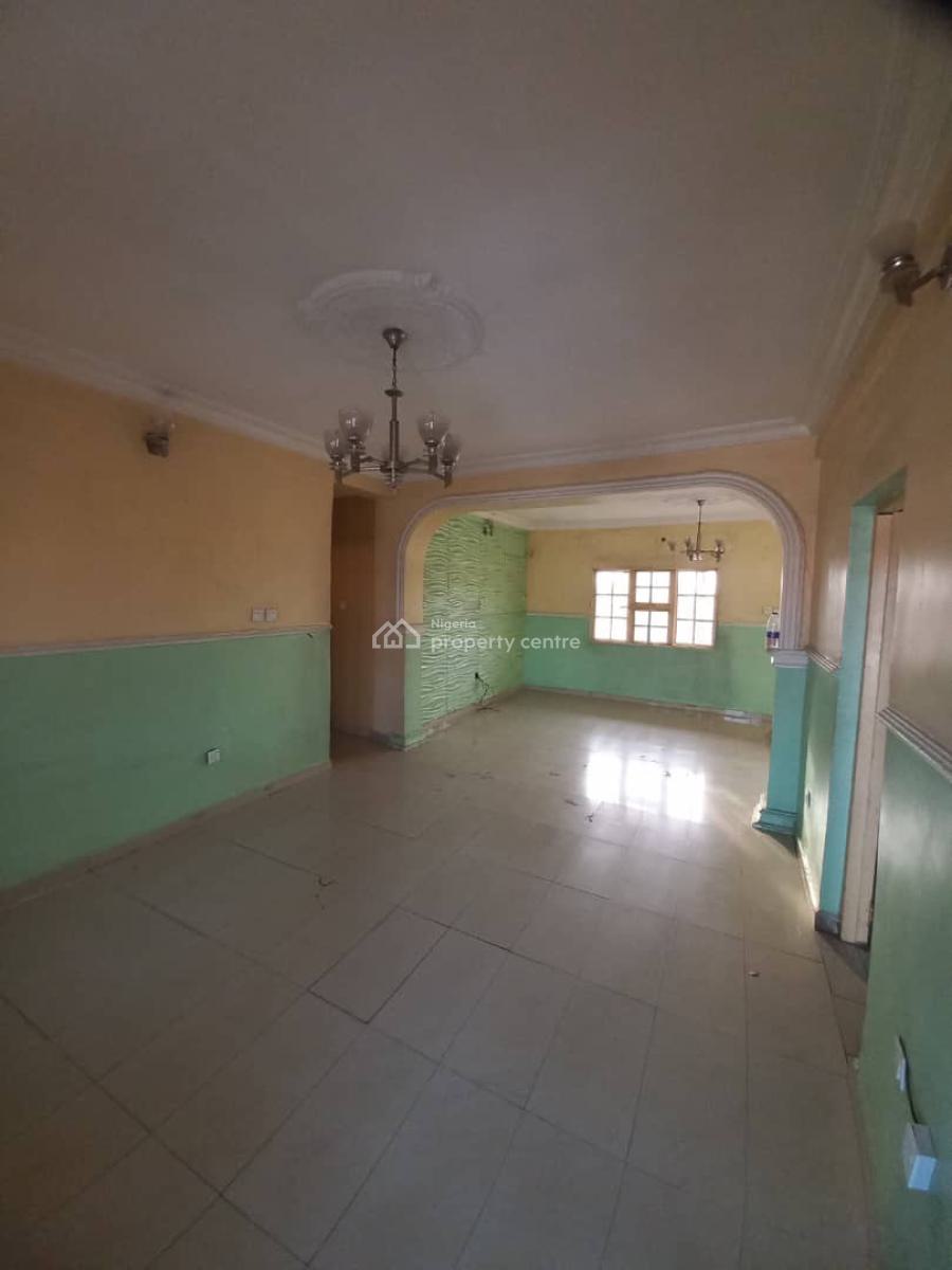 a Three Bedroom Government Flat, Zone 1, Wuse, Abuja, Flat / Apartment for Rent