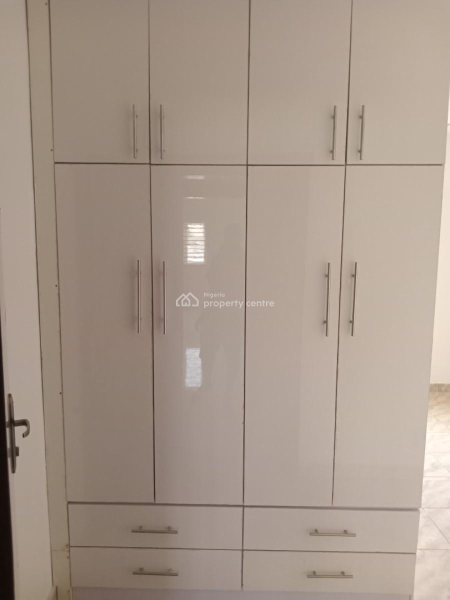 a Well-built Spacious 3-bedroom Flat, Lifecamp District Before Citec Mbora Estate., Life Camp, Abuja, Flat / Apartment for Rent