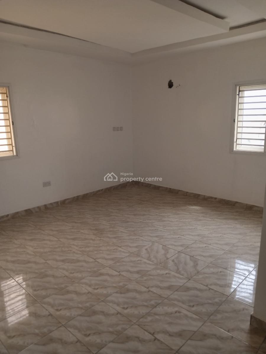 a Well-built Spacious 3-bedroom Flat, Lifecamp District Before Citec Mbora Estate., Life Camp, Abuja, Flat / Apartment for Rent