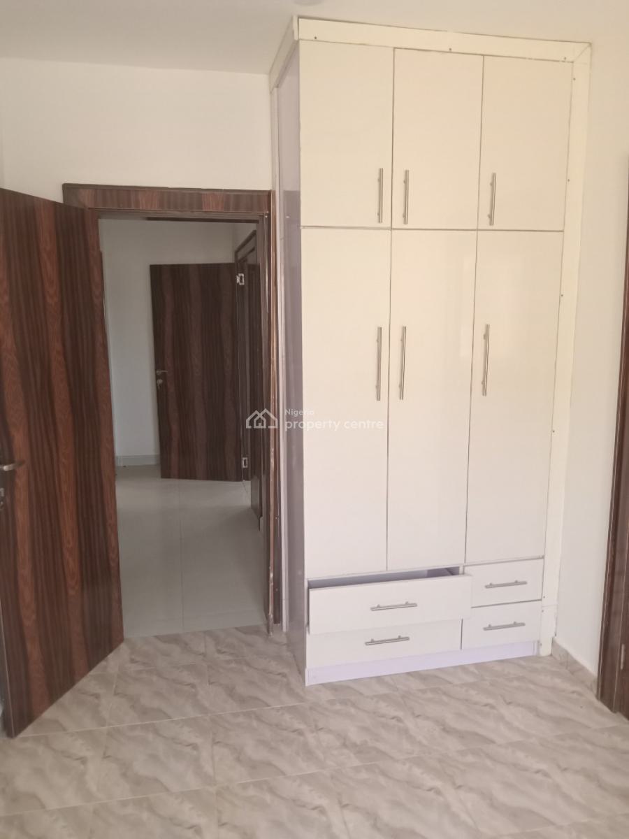 a Well-built Spacious 3-bedroom Flat, Lifecamp District Before Citec Mbora Estate., Life Camp, Abuja, Flat / Apartment for Rent