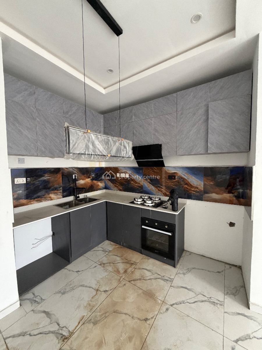 Spacious 2bedroom Flat, Ologolo, Lekki, Lagos, Flat / Apartment for Rent