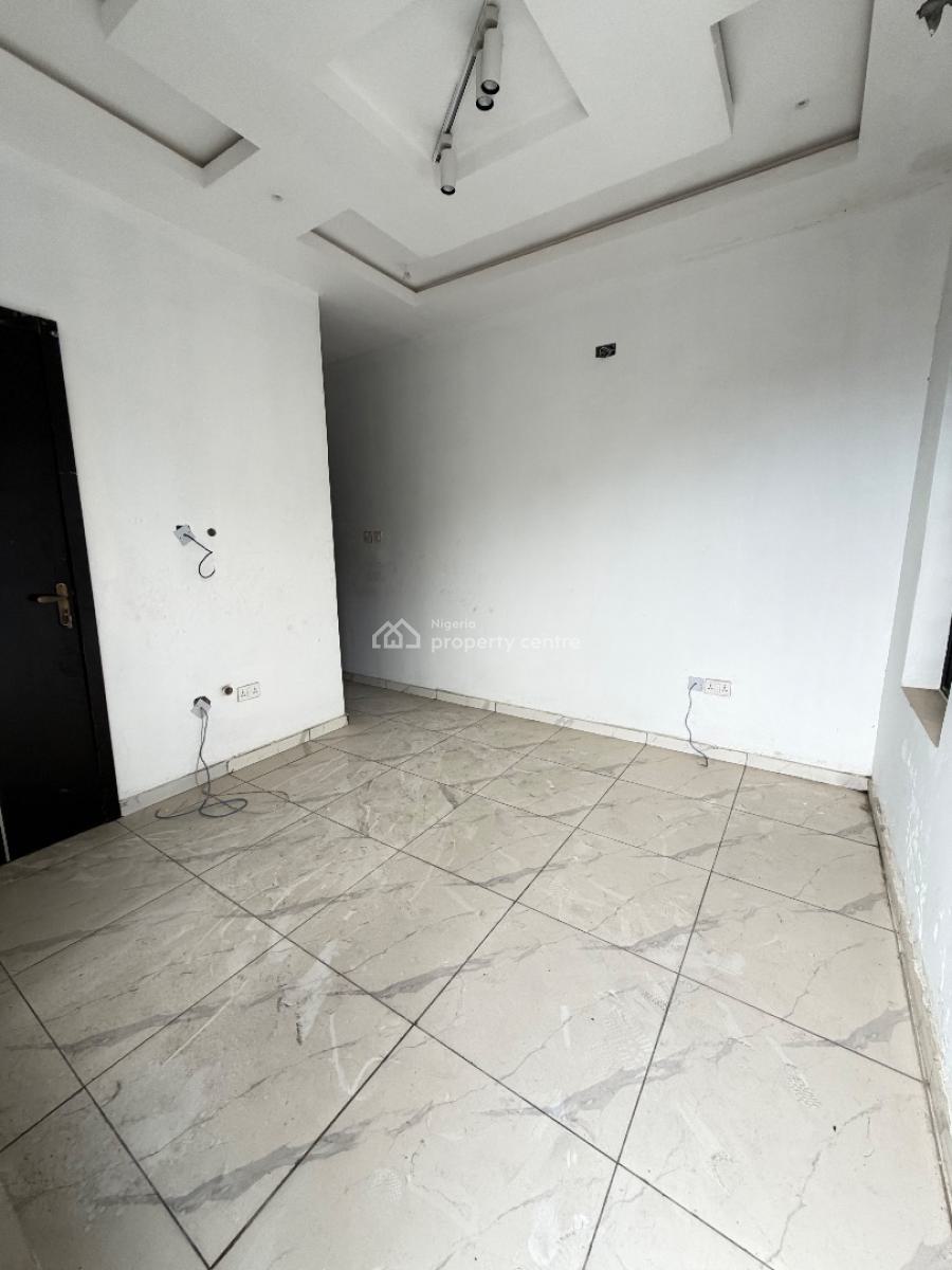 Spacious 2bedroom Flat, Ologolo, Lekki, Lagos, Flat / Apartment for Rent