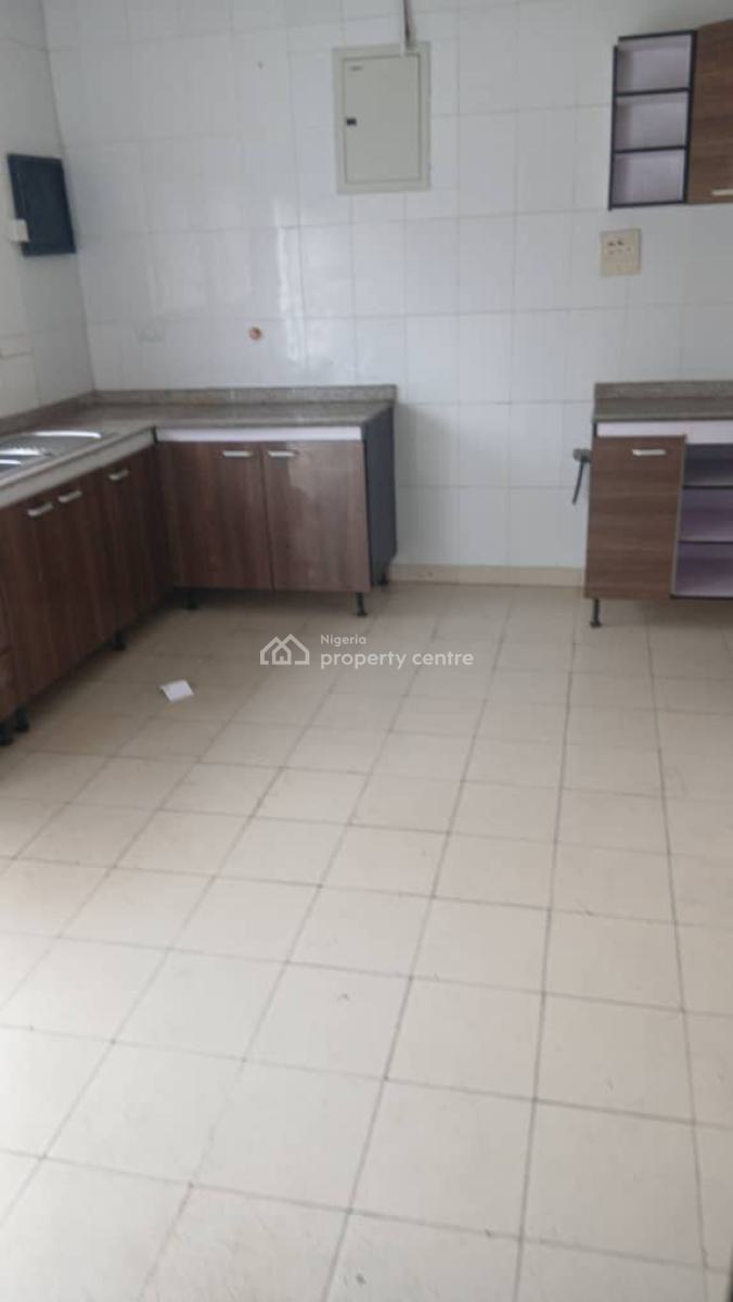 Newly Renovated 3 Bedroom Flat with Bq, Adeniyi Jones Ikeja, Adeniyi Jones, Ikeja, Lagos, Flat / Apartment for Rent