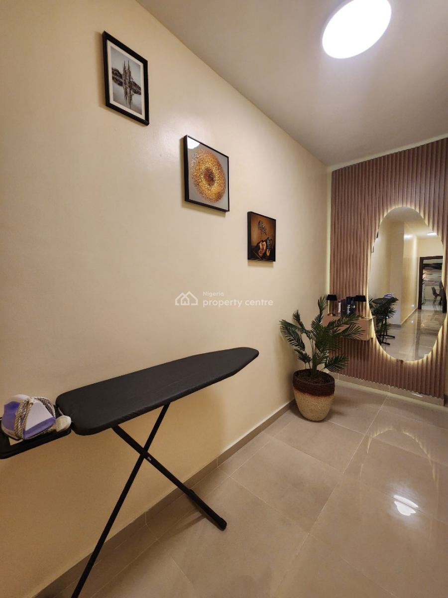 Luxuriously Furnished 3bedroom Apartment with Swimming Pool, Off Ajose Adeogun Street, Victoria Island (vi), Lagos, Flat / Apartment for Rent