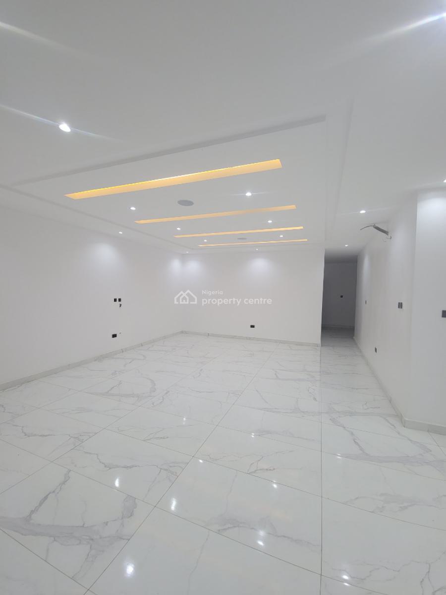 Brand New 3 Bedroom Flat, Lekki Phase 1, Lekki, Lagos, Flat / Apartment for Rent