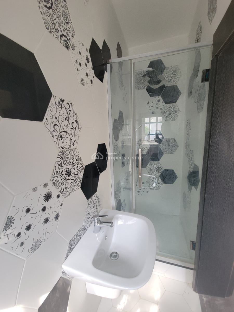 3bedroom Flat in Lekki Phase 1, Lekki Phase 1, Lekki, Lagos, Flat / Apartment for Rent