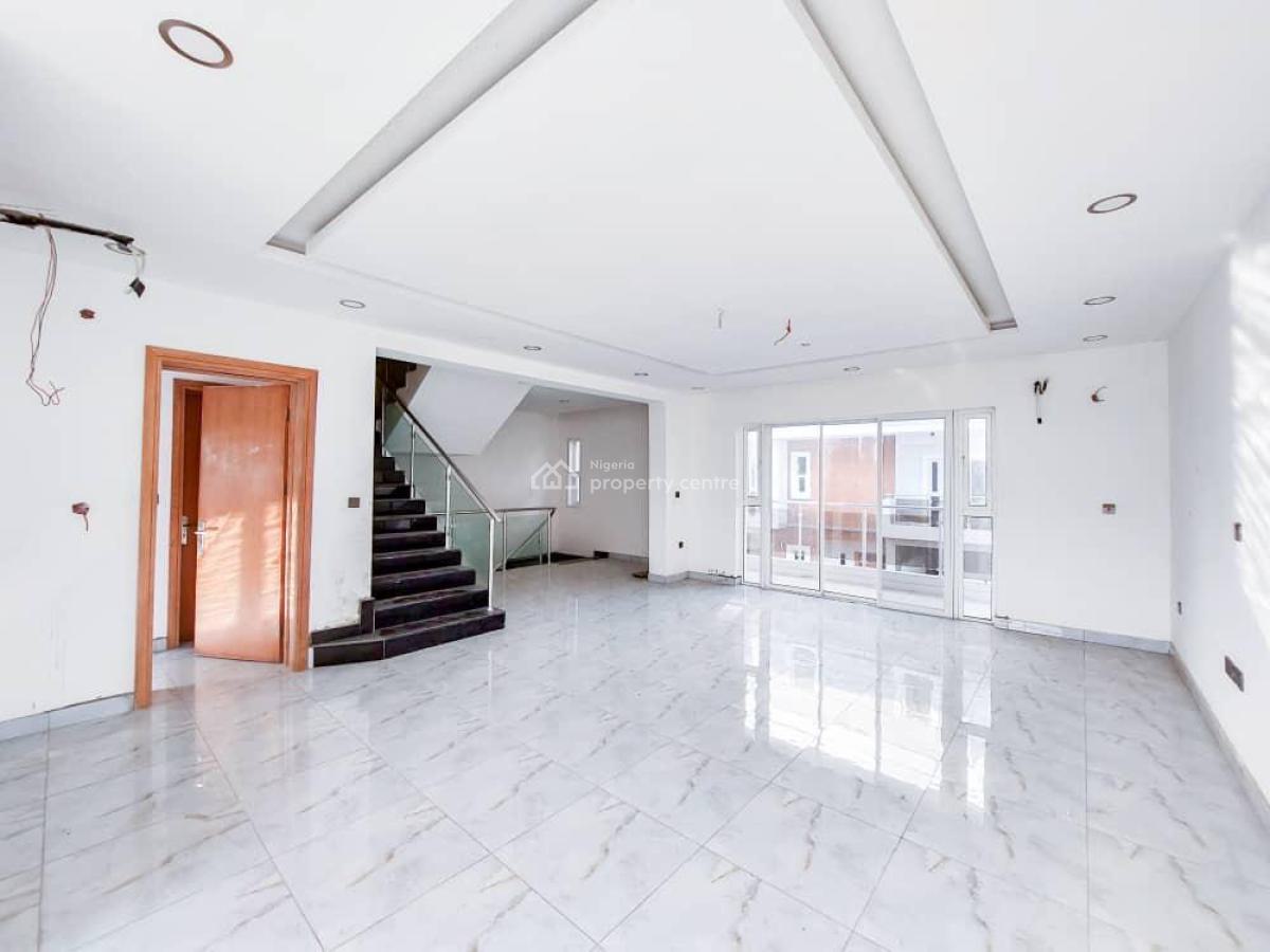 Luxury 4-bedroom Terrace with 1 Room  with Excellent Facility, Phase 1, Lekki, Lagos, Terraced Duplex for Rent