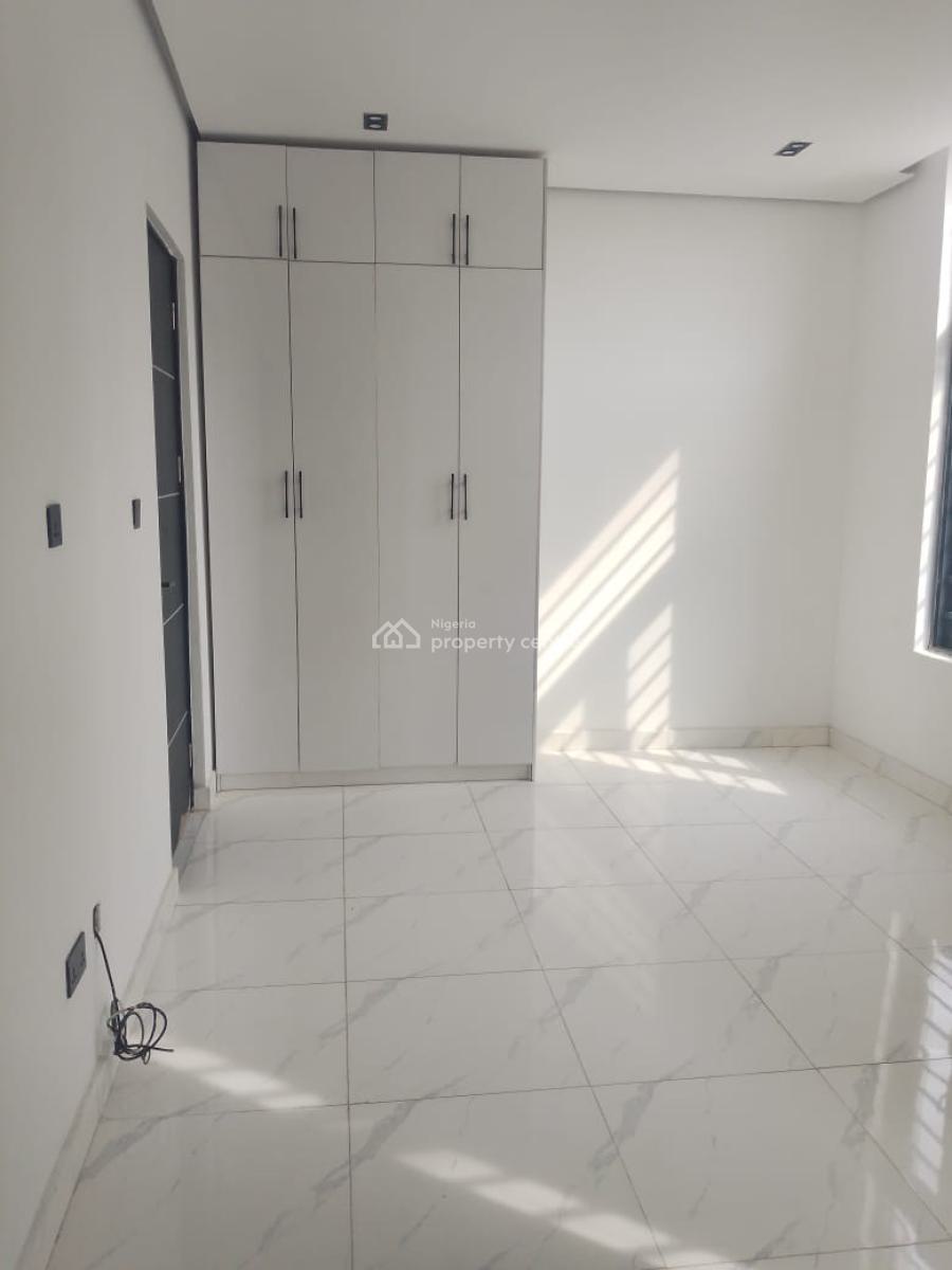 1 Bedroom Apartment, Ologolo, Lekki, Lagos, Flat / Apartment for Sale