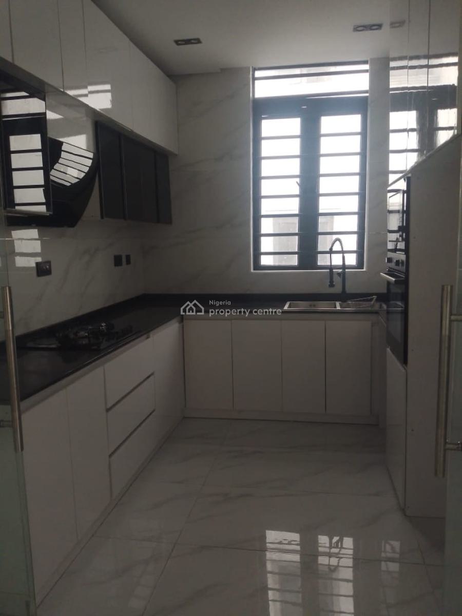 1 Bedroom Apartment, Ologolo, Lekki, Lagos, Flat / Apartment for Sale