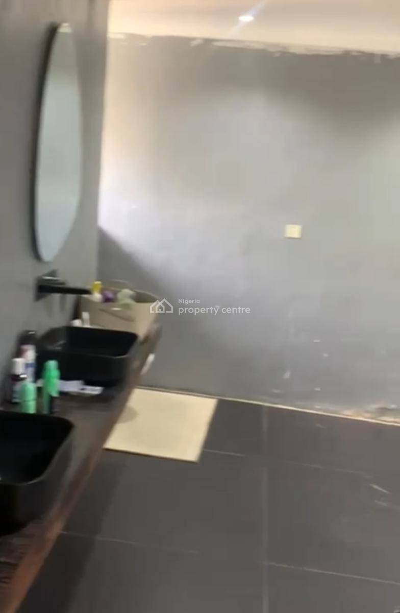 4 Bed Rooms Penthouse  2 Sitting Rooms P, Primewater Gardens 2 Estate Lekki 1, Ikate, Lekki, Lagos, Flat / Apartment for Sale