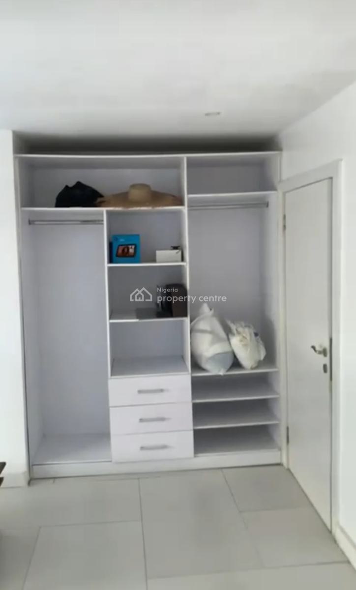 4 Bed Rooms Penthouse  2 Sitting Rooms P, Primewater Gardens 2 Estate Lekki 1, Ikate, Lekki, Lagos, Flat / Apartment for Sale