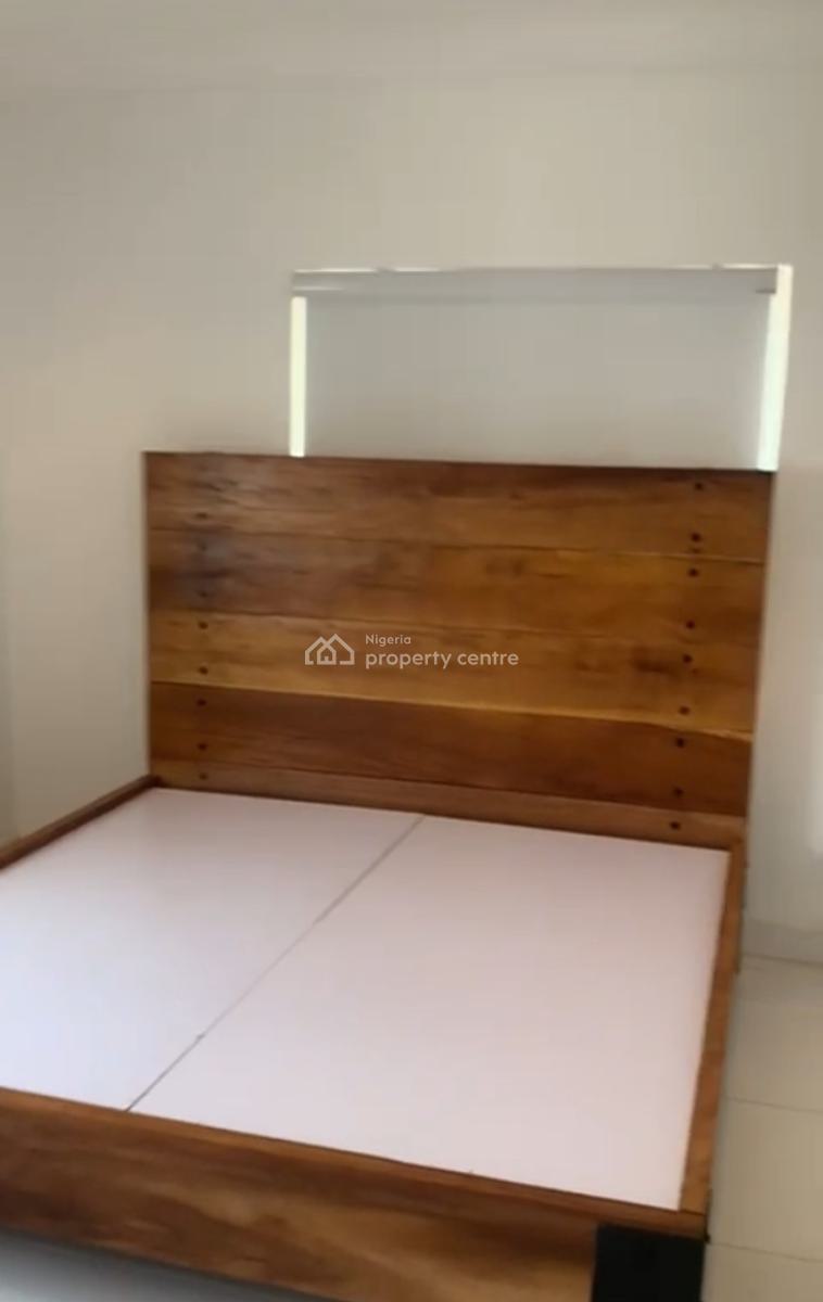 4 Bed Rooms Penthouse  2 Sitting Rooms P, Primewater Gardens 2 Estate Lekki 1, Ikate, Lekki, Lagos, Flat / Apartment for Sale