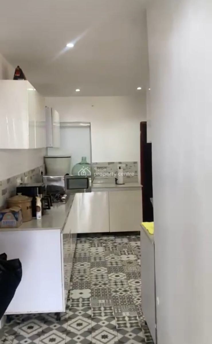 4 Bed Rooms Penthouse  2 Sitting Rooms P, Primewater Gardens 2 Estate Lekki 1, Ikate, Lekki, Lagos, Flat / Apartment for Sale