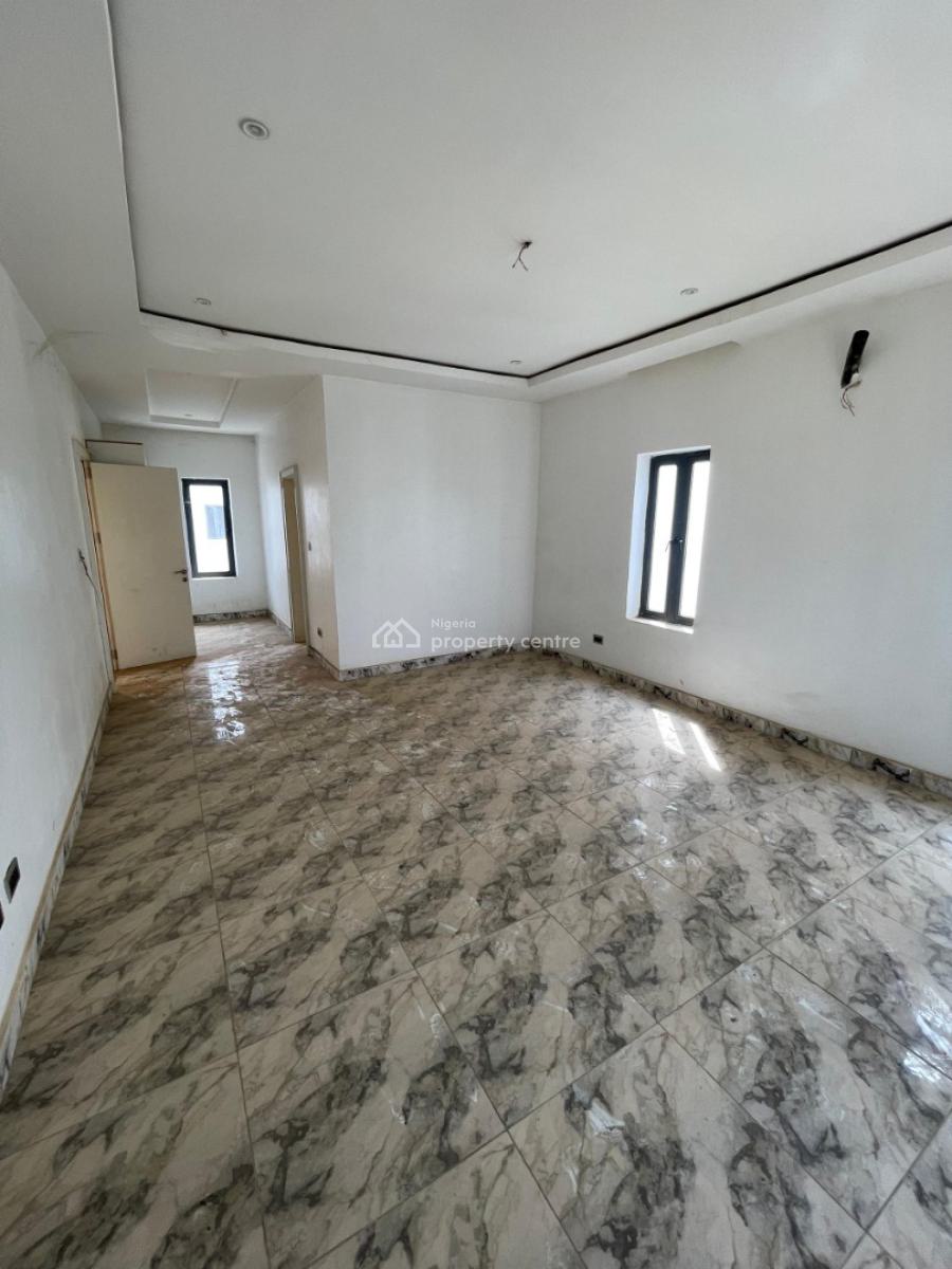 New Listing -- 6-bedroom Fully Detached Duplex, Guzape District, Abuja, Detached Duplex for Sale