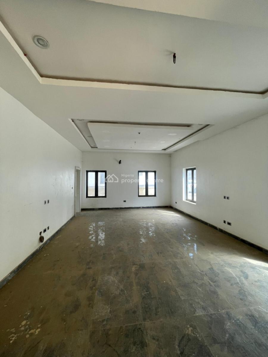 New Listing -- 6-bedroom Fully Detached Duplex, Guzape District, Abuja, Detached Duplex for Sale