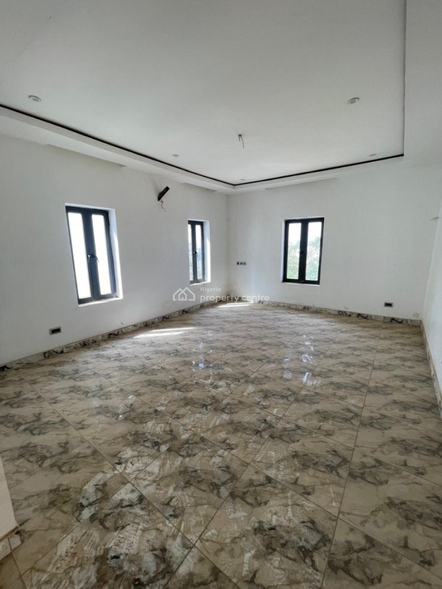 New Listing -- 6-bedroom Fully Detached Duplex, Guzape District, Abuja, Detached Duplex for Sale