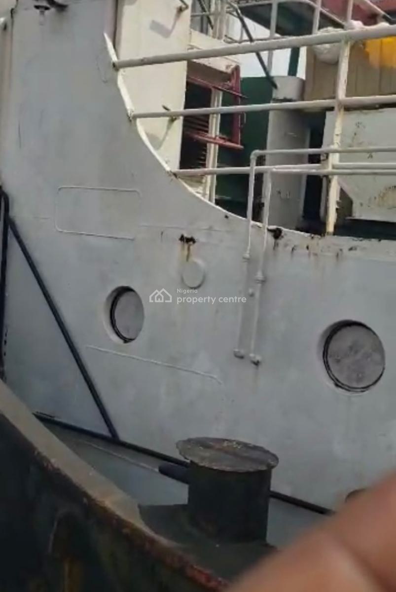 Vessel, Warri, Delta, Commercial Property for Sale