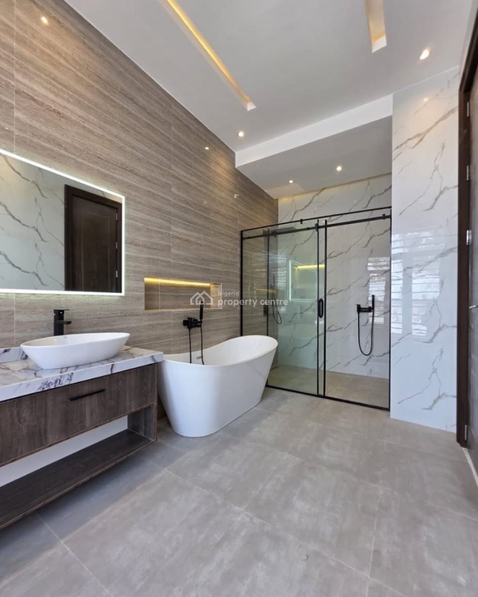 5 Besroom Detarched +cinemal and Pool, Megamind Estate, Ikota, Lekki, Lagos, House for Sale