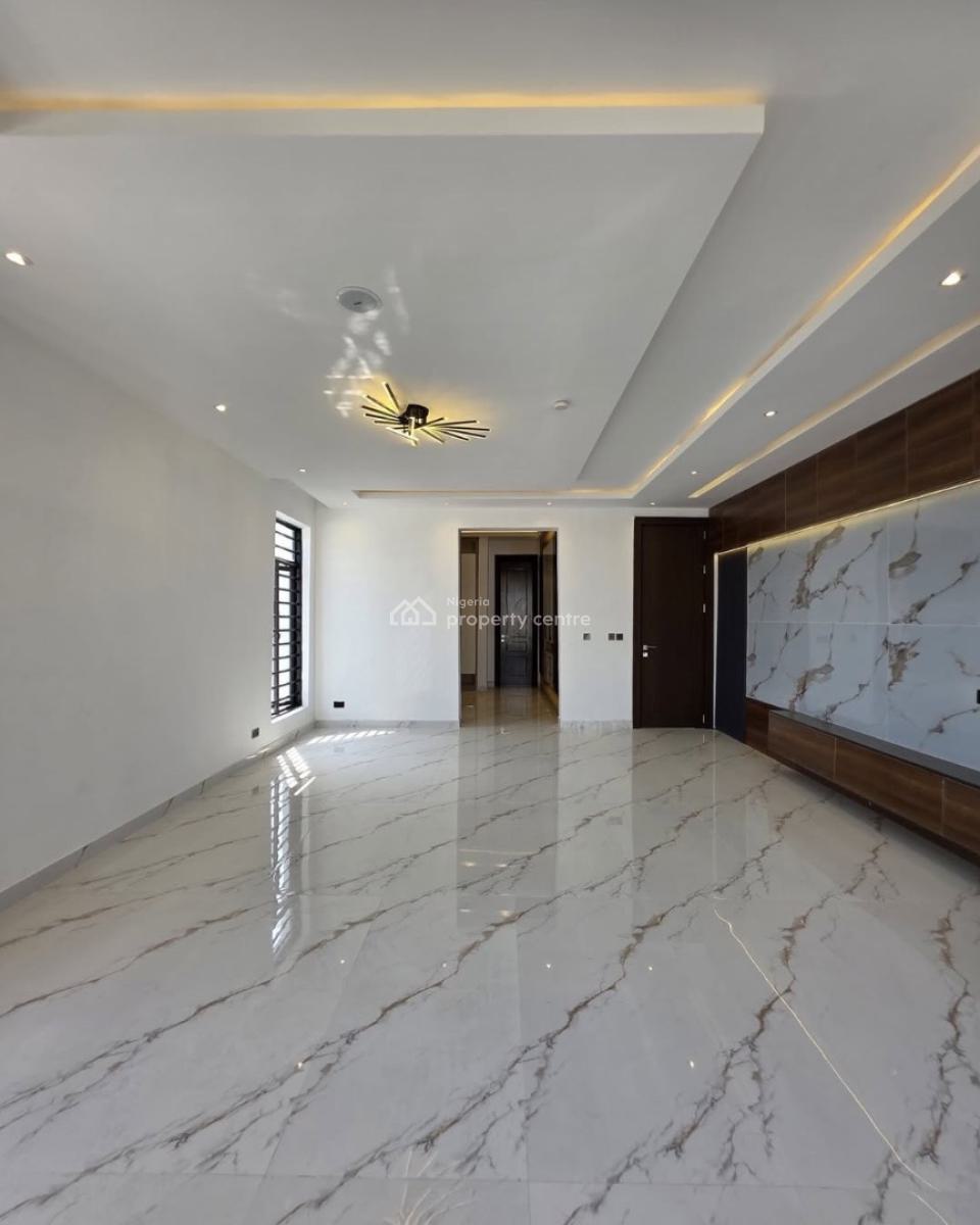 5 Besroom Detarched +cinemal and Pool, Megamind Estate, Ikota, Lekki, Lagos, House for Sale