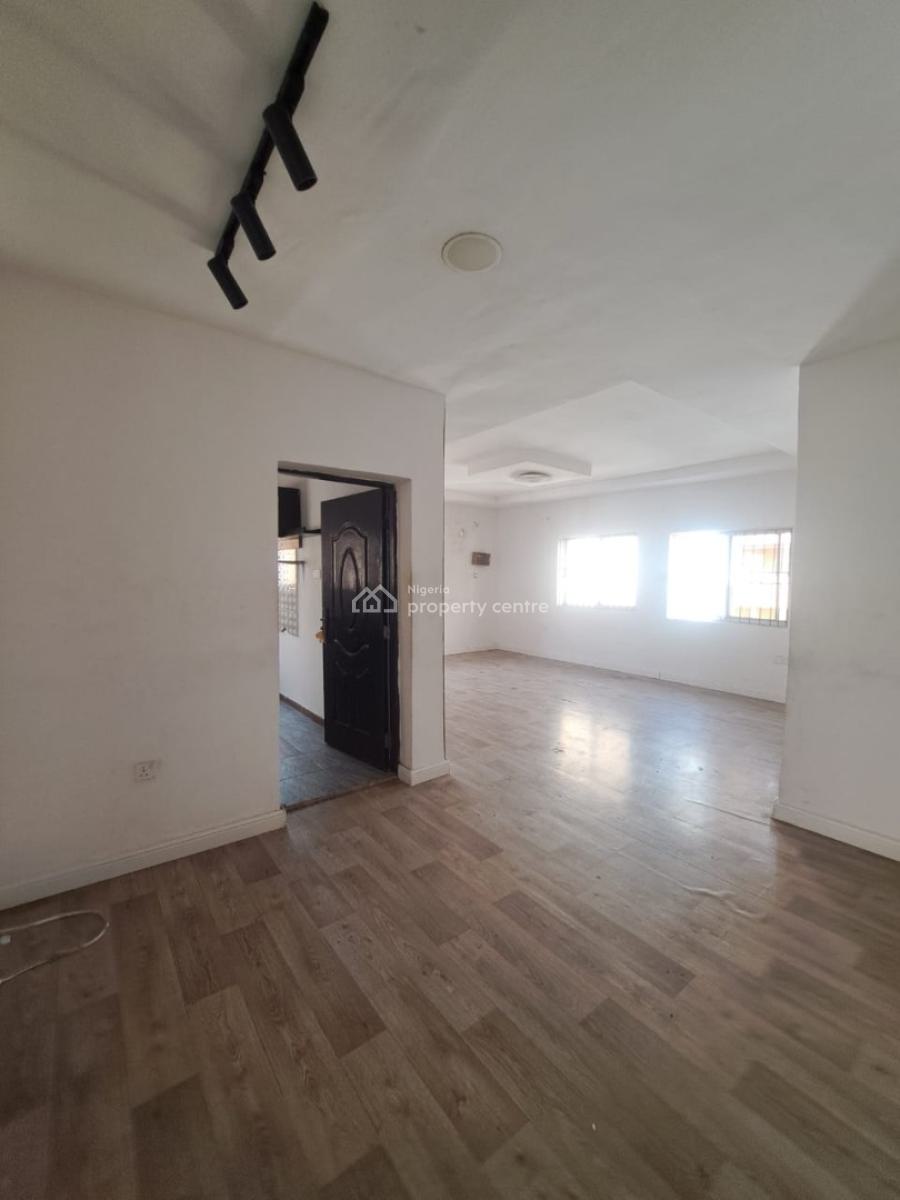 I    Luxury and Spacious 3bed Flat Upsta, Salem, Ikate, Lekki, Lagos, Flat / Apartment for Rent