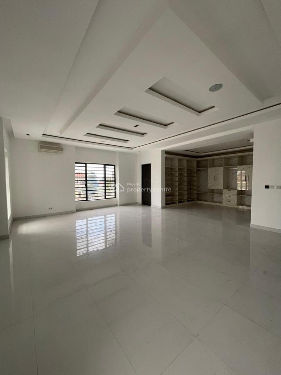 Massively Built 5 Bedroom Fully Detached Duplex, in The Prestigious Royal Garden City Estate, Ajah, Lekki, Lagos, Detached Duplex for Sale