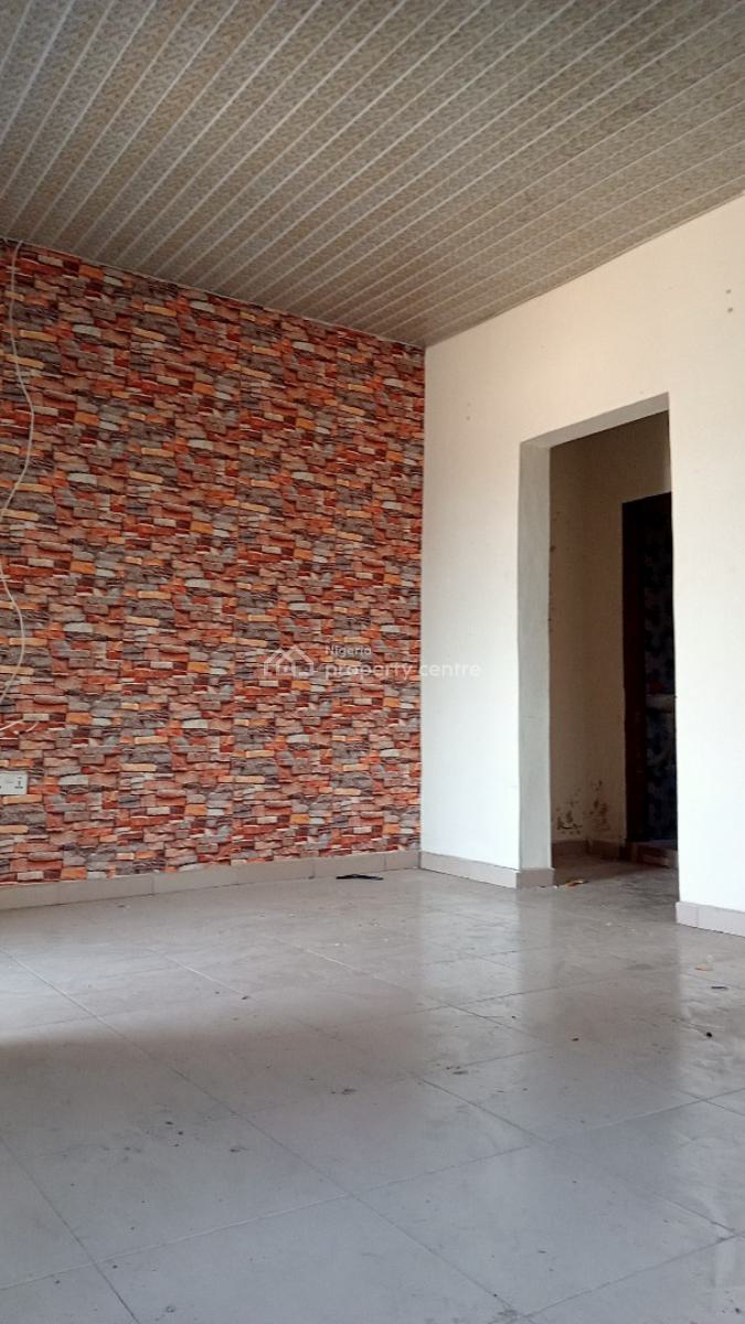 Well Maintained Spacious Miniflat 3 People in a Big Compound, Igbojia Town Ibeju Lekki Lagos Nigeria, Imalete Alafia, Ibeju Lekki, Lagos, Mini Flat (room and Parlour) for Rent