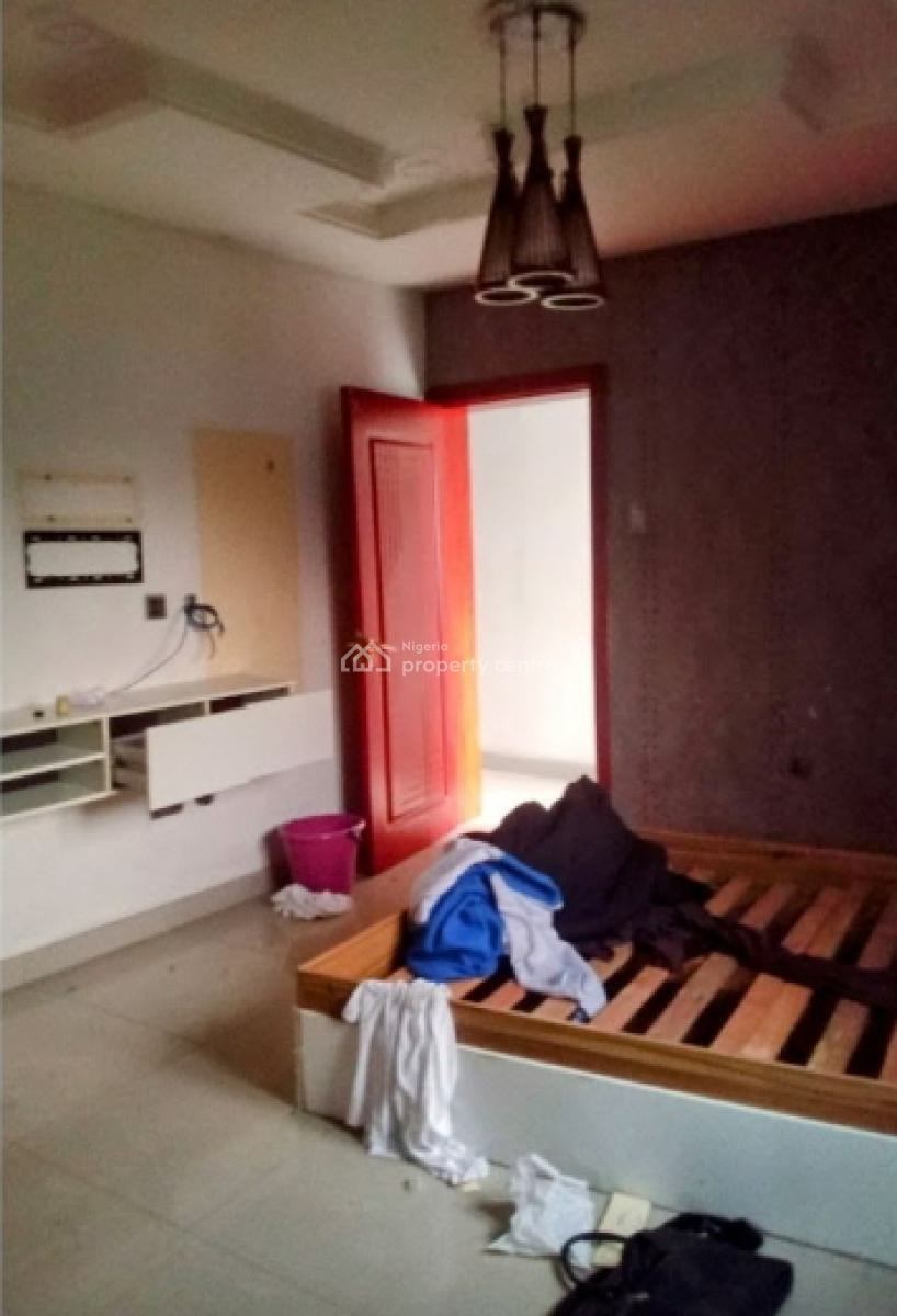 Executive Mini Flat, Herbert Macaulay By Connel Road, Iwaya, Yaba, Lagos, Mini Flat (room and Parlour) for Rent