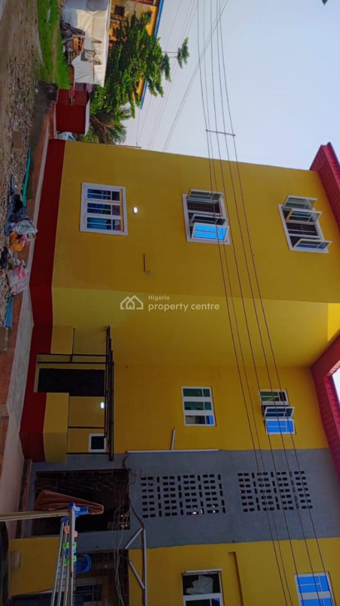 Luxury Ensuite Ground Floor 2-bedroom Flat, Iponri Estate By Market, Surulere, Lagos, Flat / Apartment for Rent