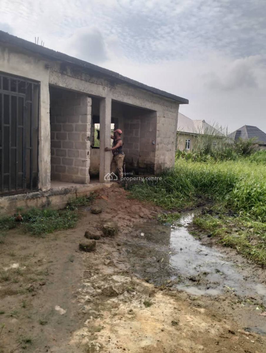 Solidly Built Decked Duplex at White Sand Kudebu Estate Ijegun Ikotun, Off Irekare Street Kudebu Estate, Ijegun White Sand, Ikotun, Lagos, Detached Duplex for Sale