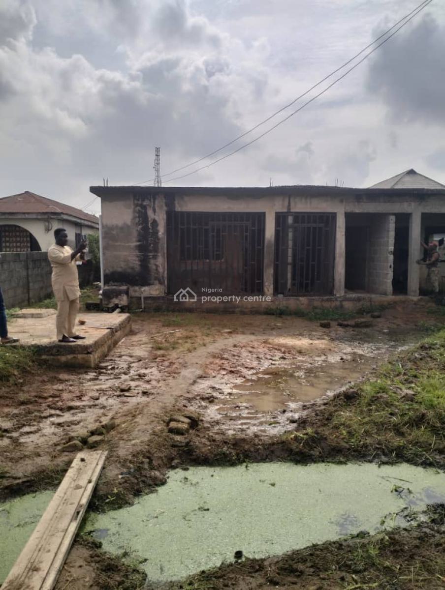 Solidly Built Decked Duplex at White Sand Kudebu Estate Ijegun Ikotun, Off Irekare Street Kudebu Estate, Ijegun White Sand, Ikotun, Lagos, Detached Duplex for Sale