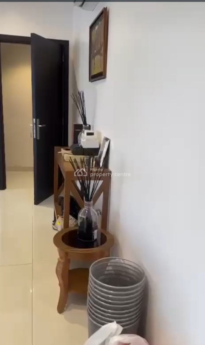 3 Bedroom Apartment Elevators.  - 24/7 Electricity.  - Amazing Gardens, Banana Island, Ikoyi, Lagos, Flat / Apartment for Sale