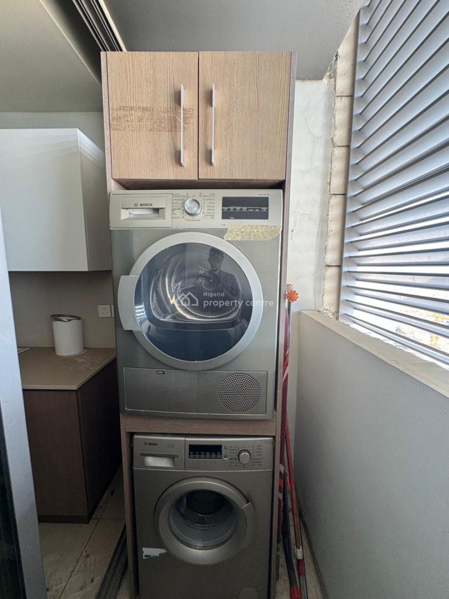 Distress 2 Bedroom Apartment with Bq Available on The 8th Floor, Eko Pearl Eko Atlantic Victoria Island, Eko Atlantic City, Lagos, Block of Flats for Sale