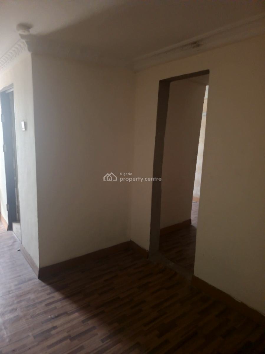 Cheap Clean Room Self Con, Kenneth Odidika Estate, Ologolo, Lekki, Lagos, Self Contain (single Rooms) for Rent