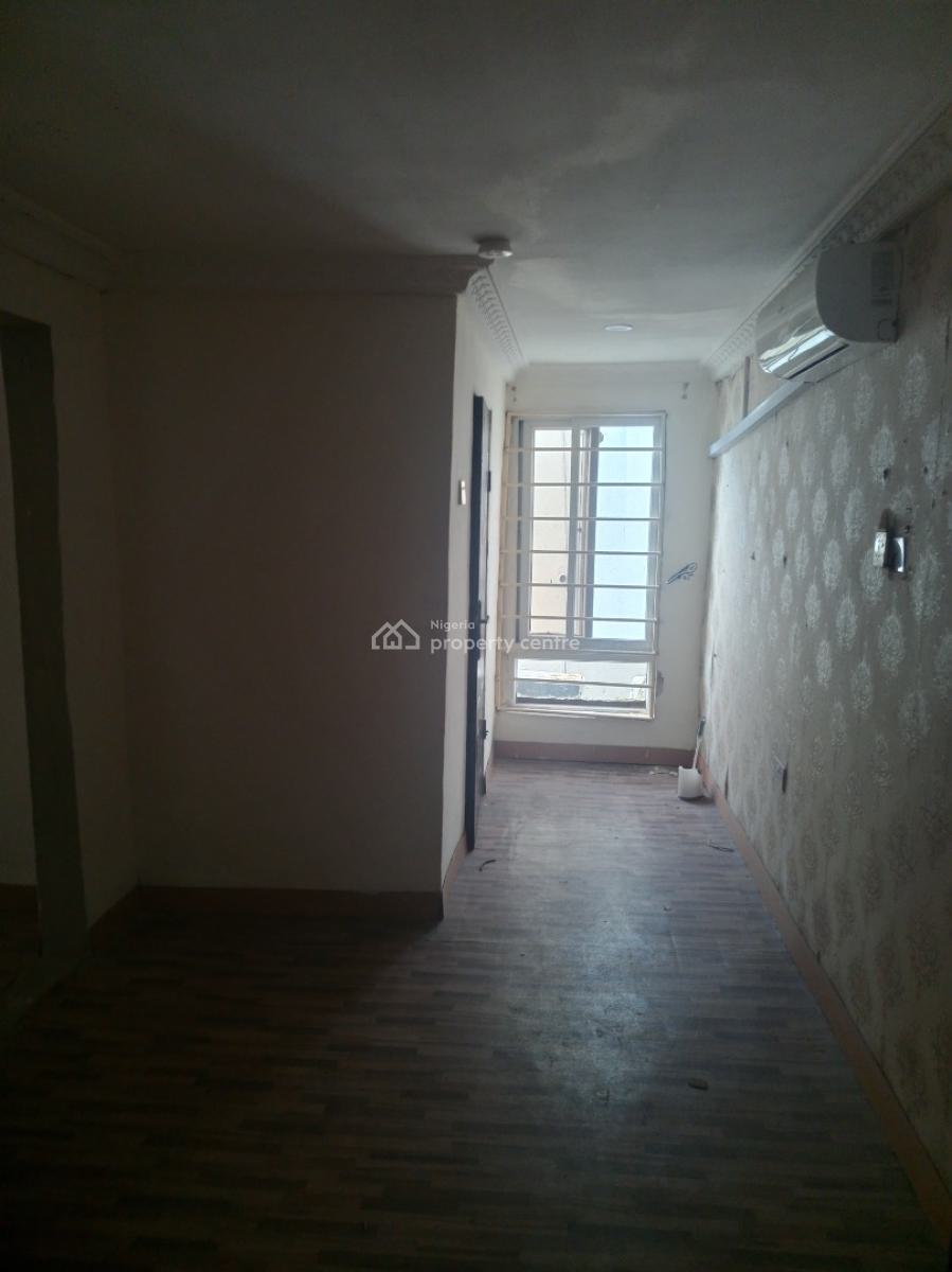Cheap Clean Room Self Con, Kenneth Odidika Estate, Ologolo, Lekki, Lagos, Self Contain (single Rooms) for Rent