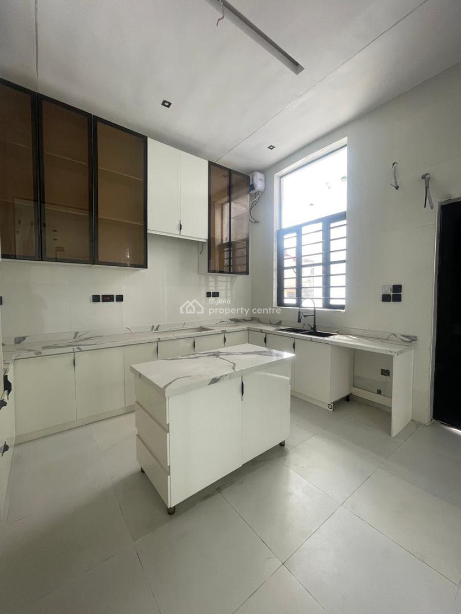 Lovely 5 Bedroom Fully Detached Duplex with Bq, Ajah, Lagos, Detached Duplex for Sale