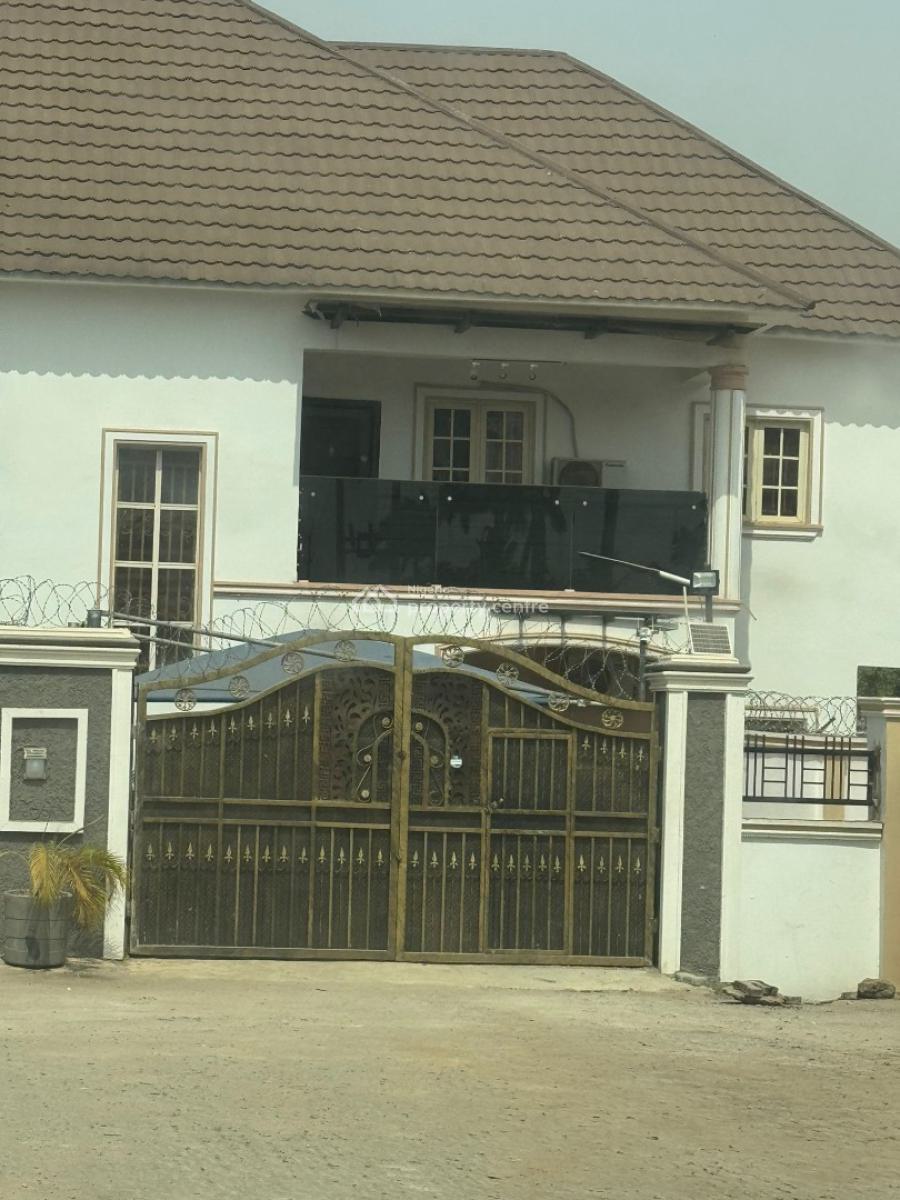 4 Bedroom Terrace Duplex with Bq in Lugbe, Lugbe District, Abuja, Terraced Duplex for Sale