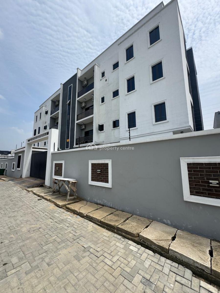 Decently Sized 2 Bedroom Apartment  with Swimming Pool Suitable, Lekki Phase 1, Lekki Phase 1, Lekki, Lagos, Block of Flats for Sale
