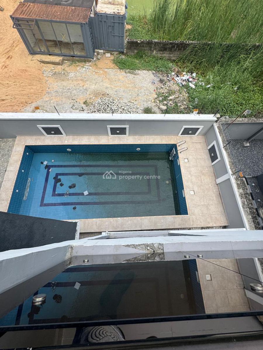 Decently Sized 2 Bedroom Apartment  with Swimming Pool Suitable, Lekki Phase 1, Lekki Phase 1, Lekki, Lagos, Block of Flats for Sale