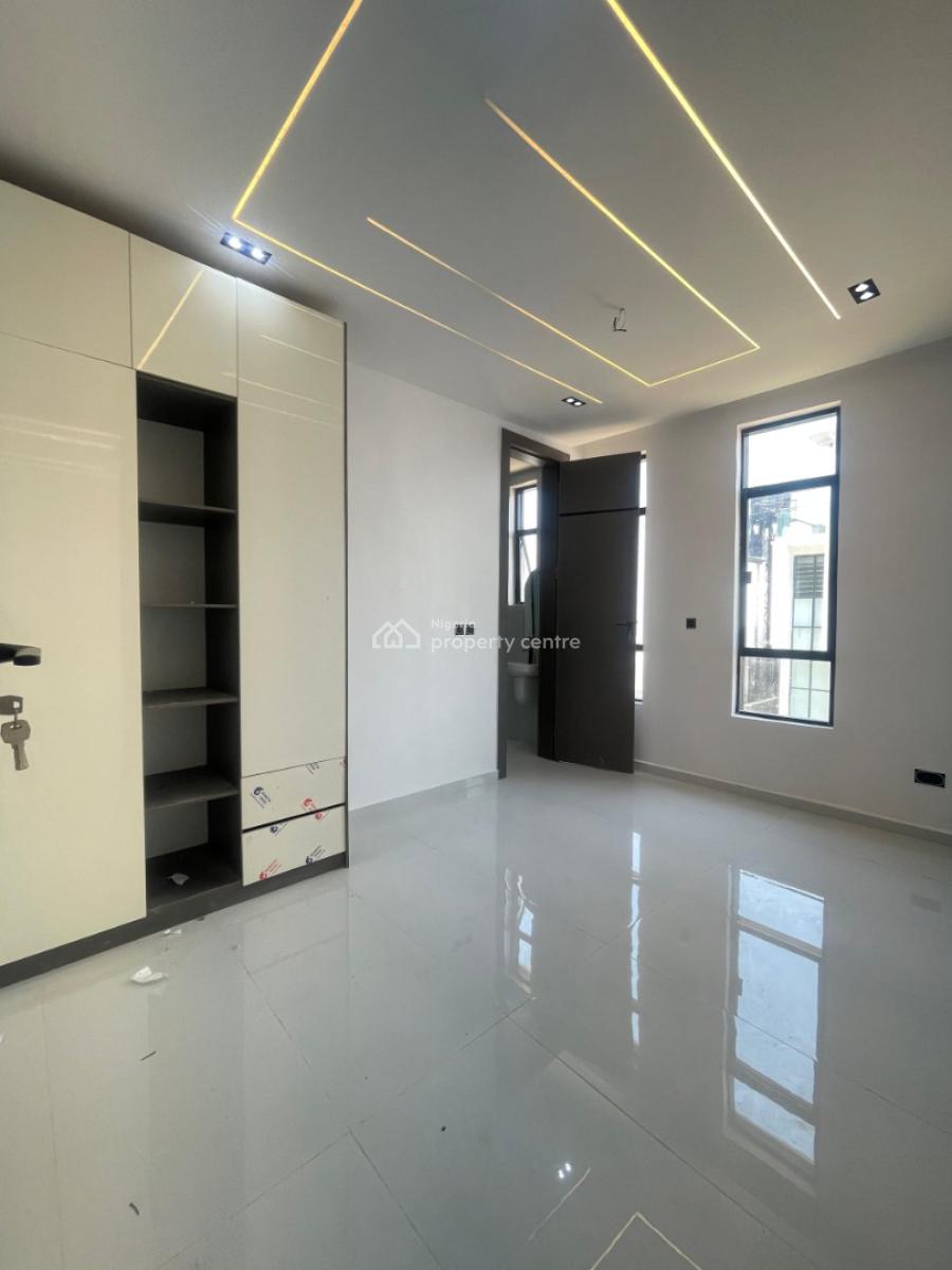 Exquisite 5 Bedroom Fully Detached Duplex with Bq and Pool, Chevron, Lekki, Lagos, Detached Duplex for Sale