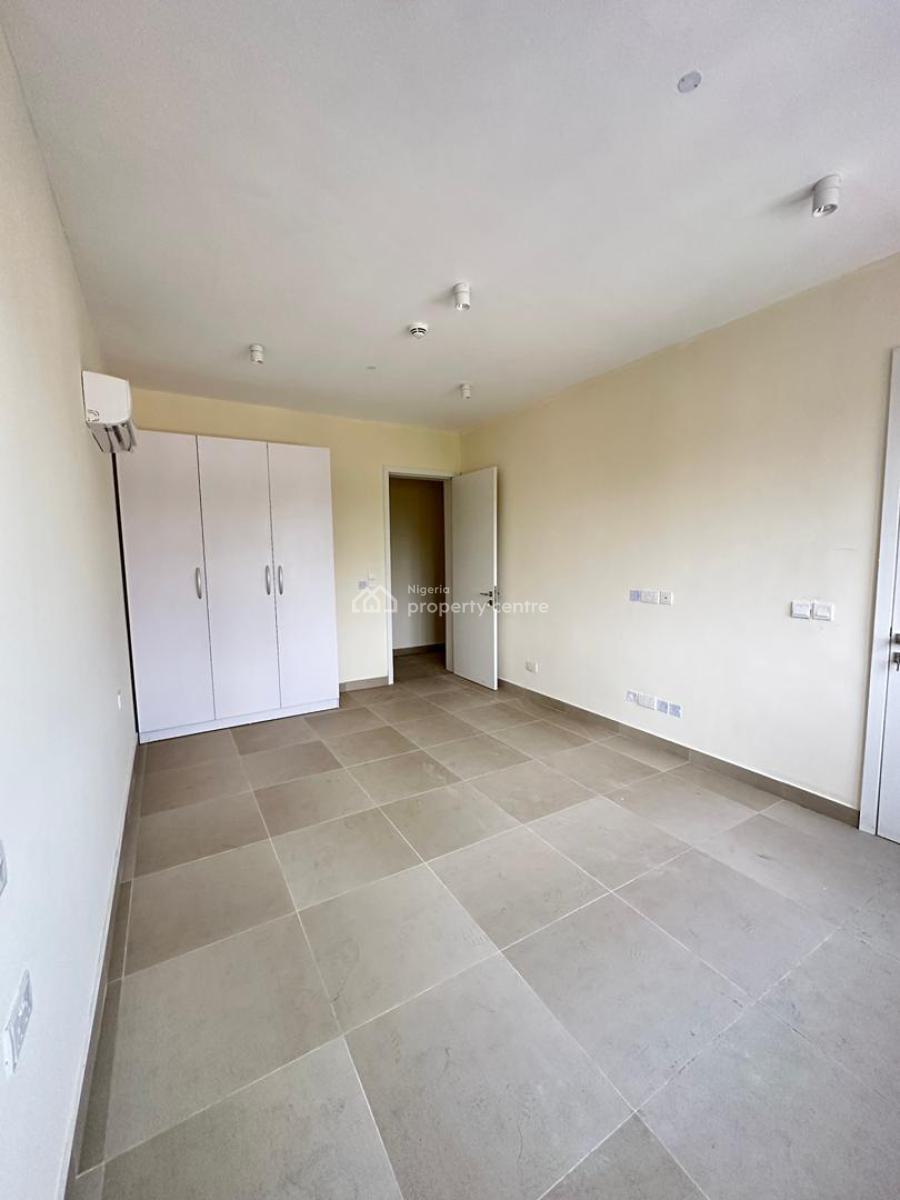 Uniquely-built 2 Bedroom Apartment with Bq, Elevator, Pool,  Ac, Lekki Phase 1, Lekki, Lagos, Flat / Apartment for Sale