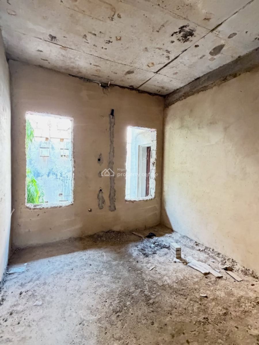 3 Beds + Bq  Elevator  Semi Finished, Gaduwa, Abuja, Block of Flats for Sale