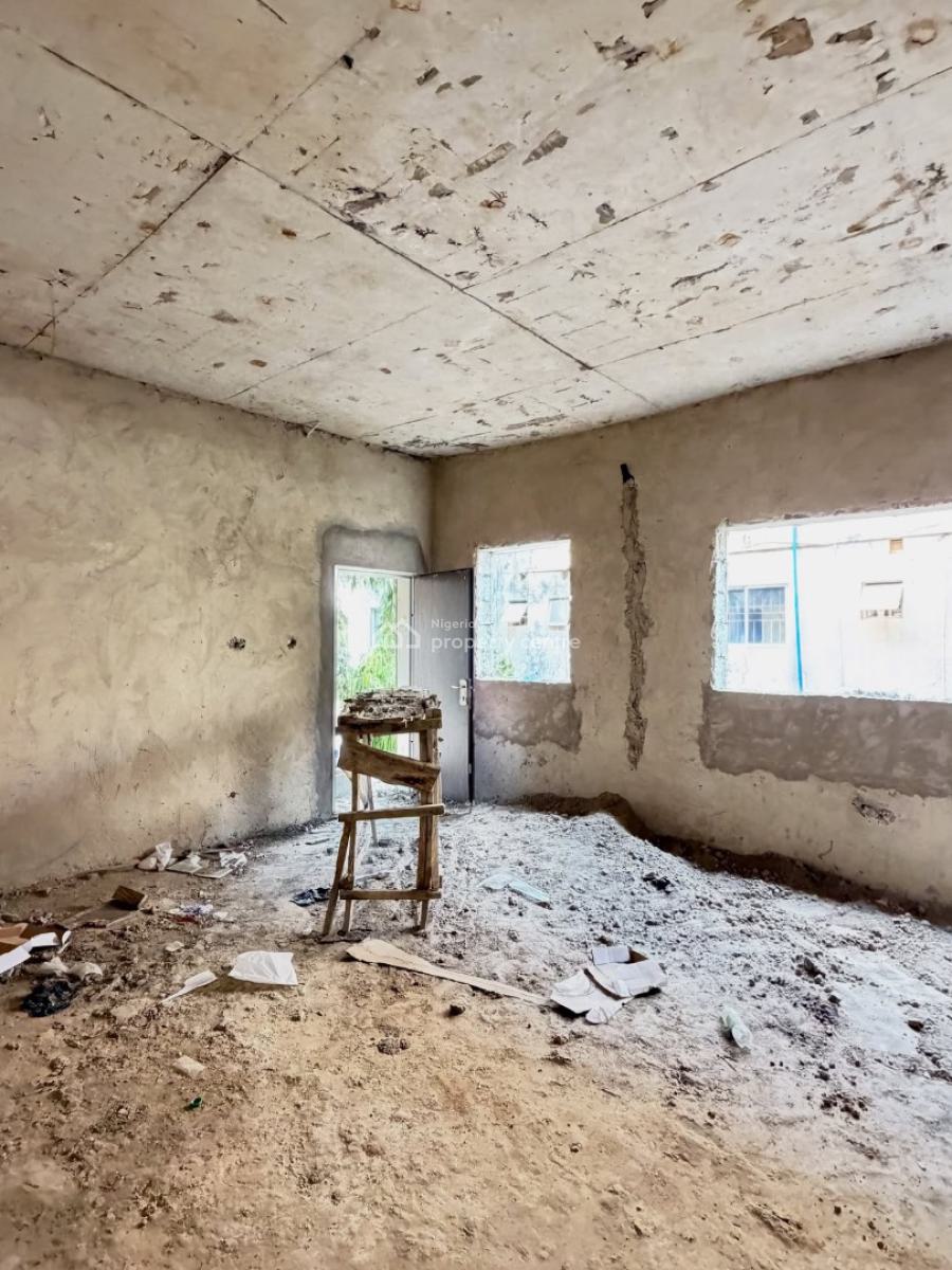 3 Beds + Bq  Elevator  Semi Finished, Gaduwa, Abuja, Block of Flats for Sale