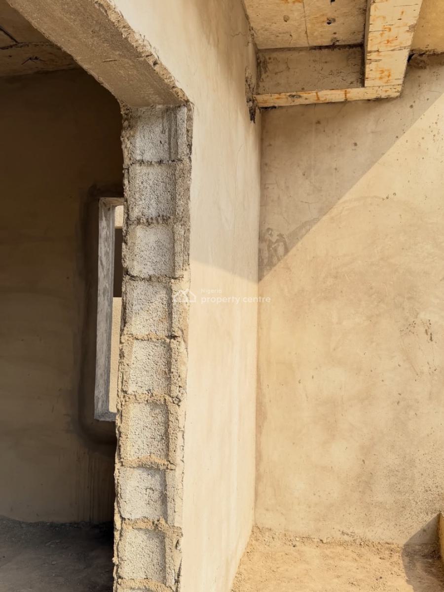 3 Beds + Bq  Elevator  Semi Finished, Gaduwa, Abuja, Block of Flats for Sale