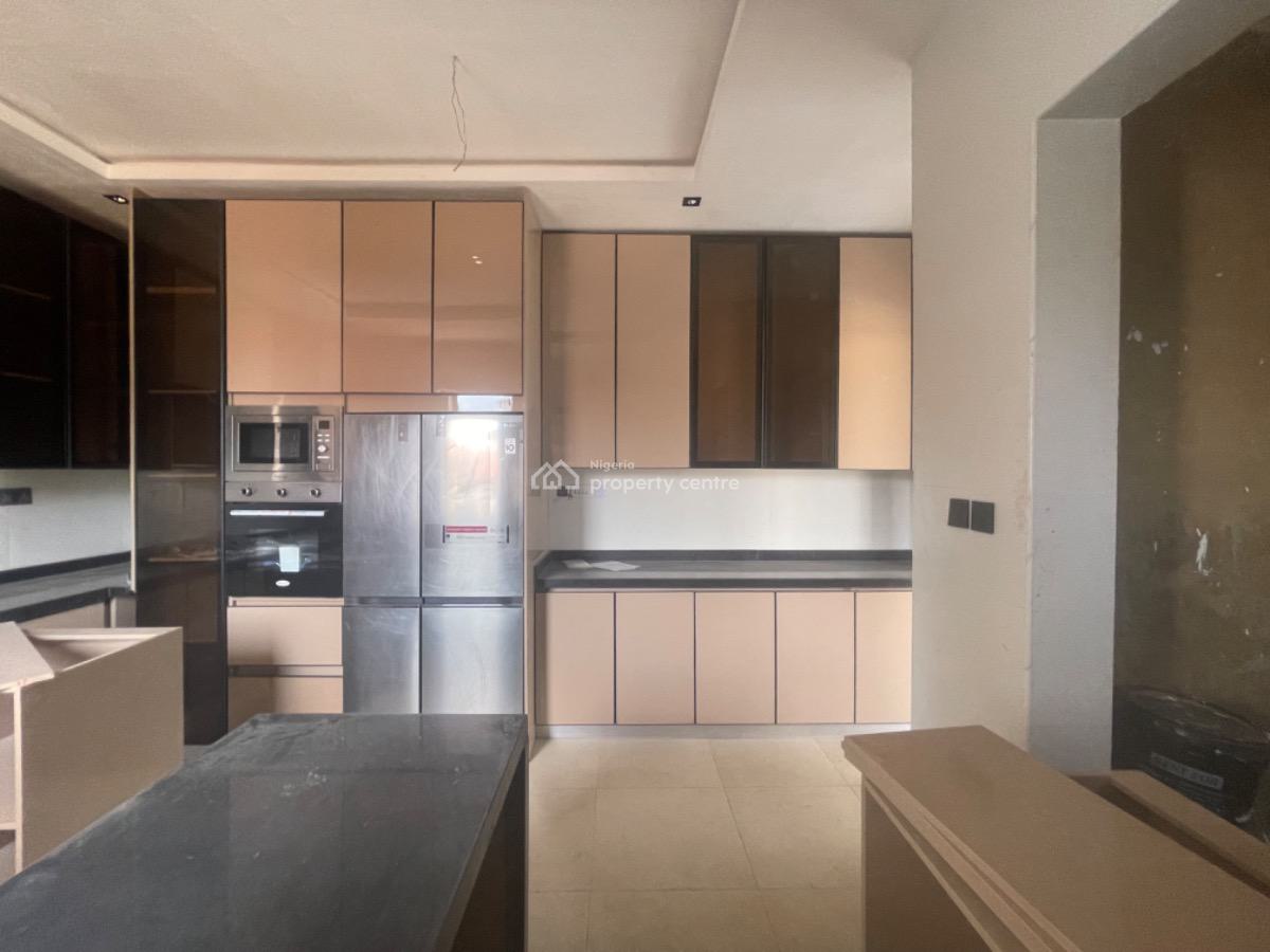 4 Bedroom Spacious Maisonette with a Bq, Maryland Ikeja, Maryland, Lagos, Terraced Duplex for Sale