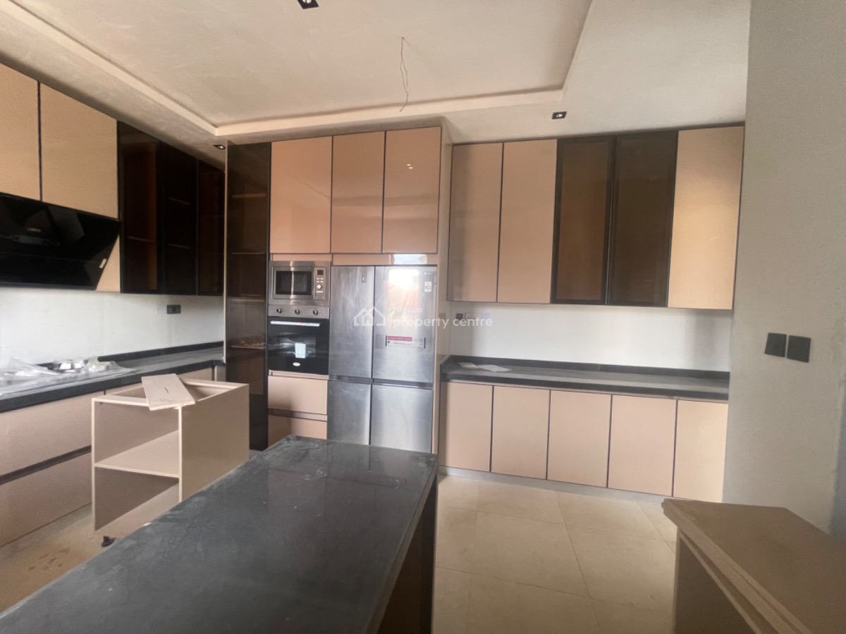 4 Bedroom Spacious Maisonette with a Bq, Maryland Ikeja, Maryland, Lagos, Terraced Duplex for Sale