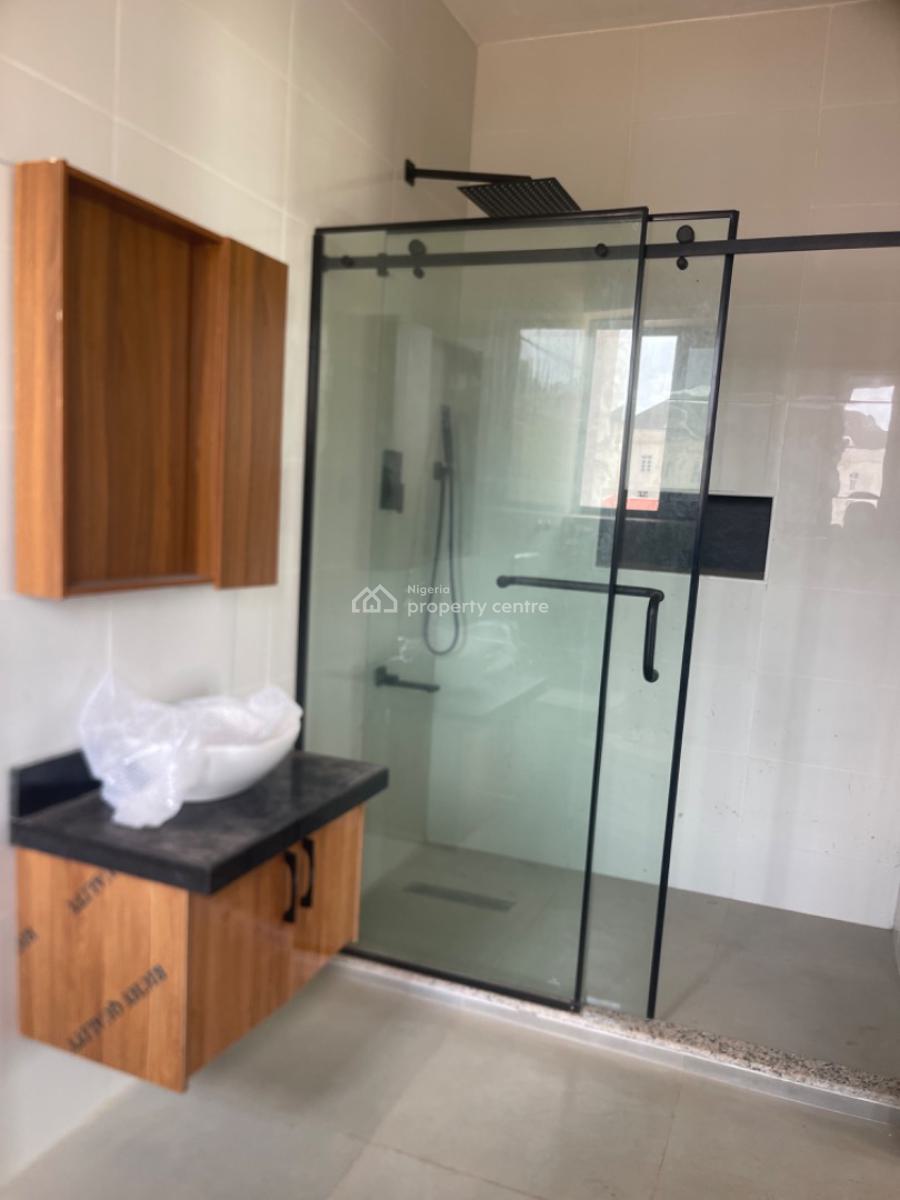 4 Bedroom Spacious Maisonette with a Bq, Maryland Ikeja, Maryland, Lagos, Terraced Duplex for Sale