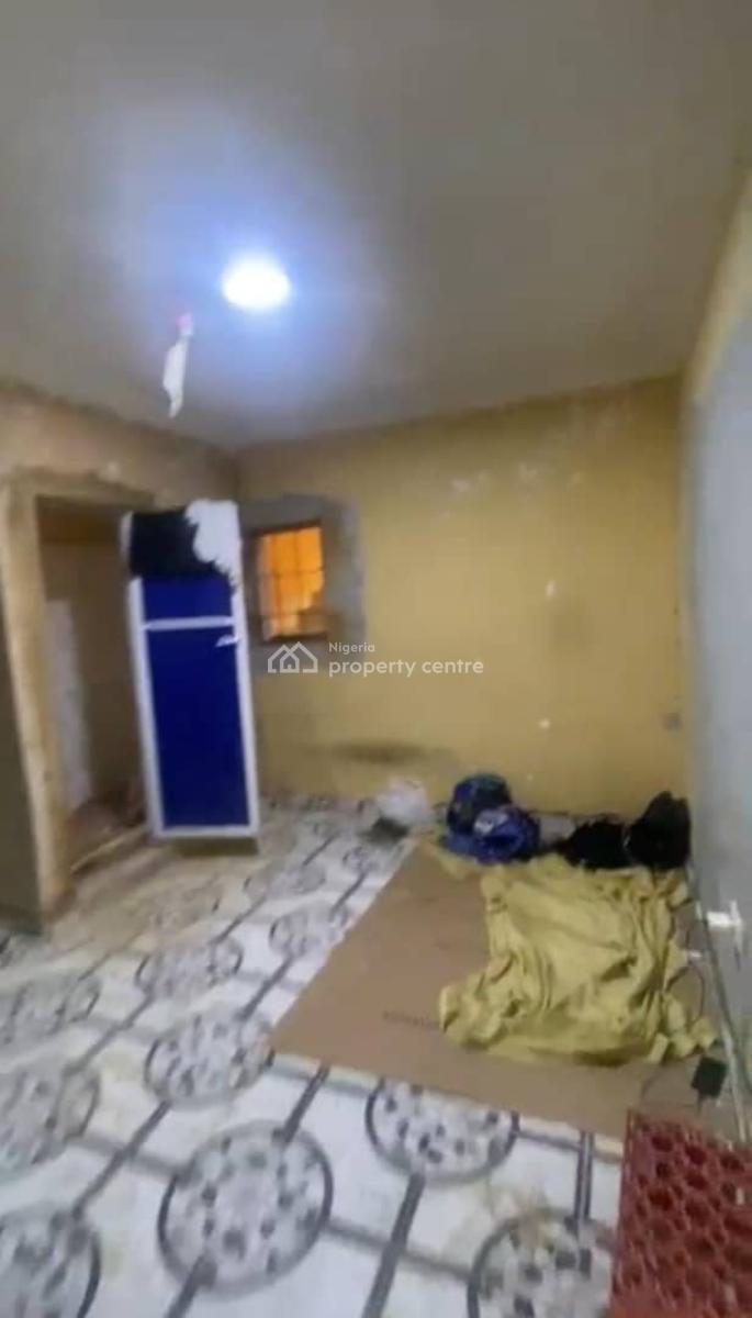 Lovely Sweet Mini Flat, New Garage, Gbagada, Lagos, Mini Flat (room and Parlour) for Rent