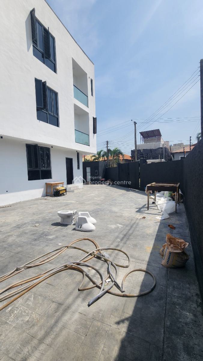 Delightful Exquisite Standard 3 Bedroom Luxury Apartment, Lekki Phase 1, Lekki, Lagos, Flat / Apartment for Rent